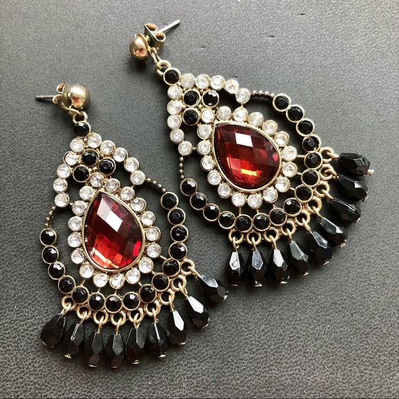 NWOT Statement Earrings - Picture 2 of 3